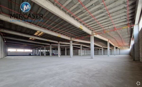 Naves en Daganzo de Arriba, Madrid en venta - Foto del edificio - Imagen 3 de 12