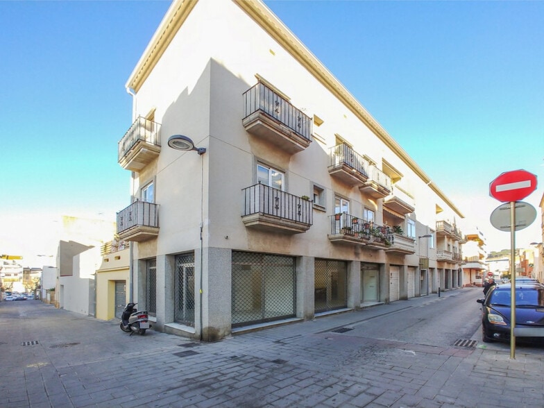 Local en Palamós, Gerona en alquiler - Foto del edificio - Imagen 1 de 4