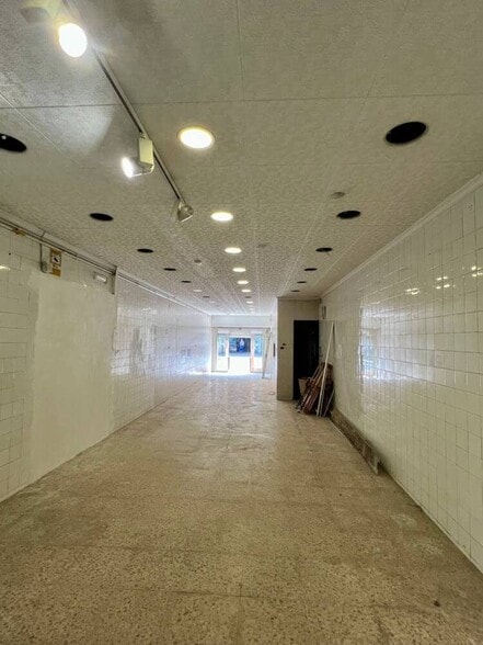 Local en Sabadell, Barcelona en alquiler - Foto del interior - Imagen 3 de 4