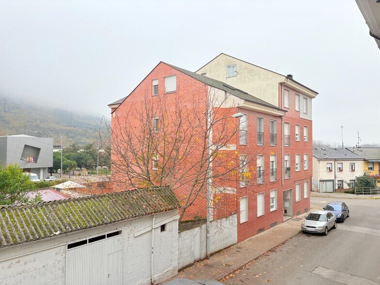 Avenida de Portugal, 101, Ponferrada, León en venta - Foto principal - Imagen 2 de 43