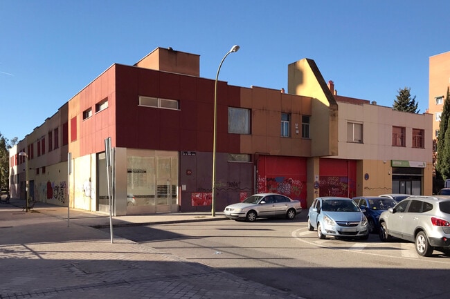 Más detalles de Calle de Luis de Hoyos Sáinz, 174, Madrid - Oficina en venta