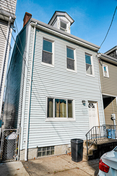 5111 Carnegie St, Pittsburgh, PA en venta - Foto principal - Imagen 1 de 1