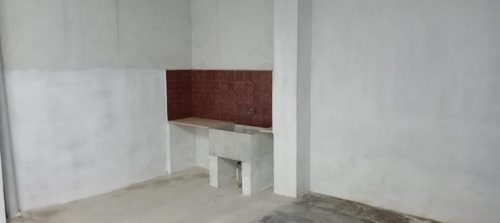 Local en Alzira en venta - Foto del edificio - Imagen 3 de 11