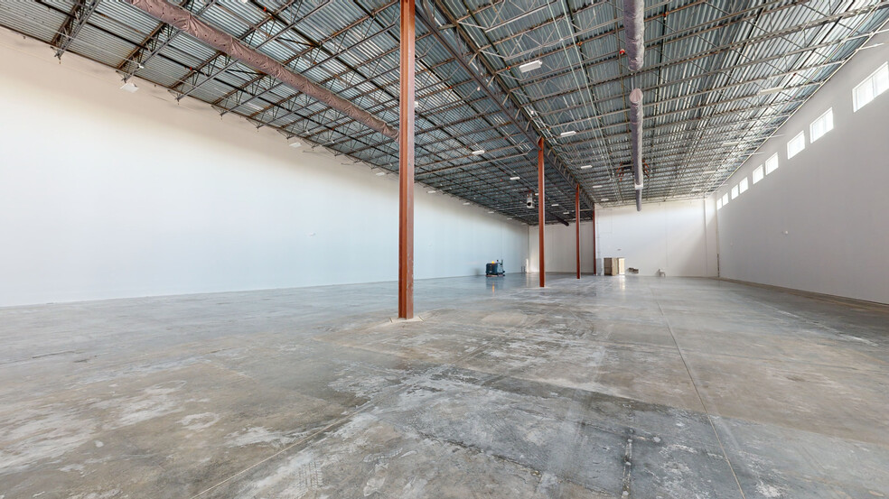 Industrial Park for Sale cartera de 5 inmuebles en venta en LoopNet.es - Matterport 3D Scan - Imagen 3 de 17