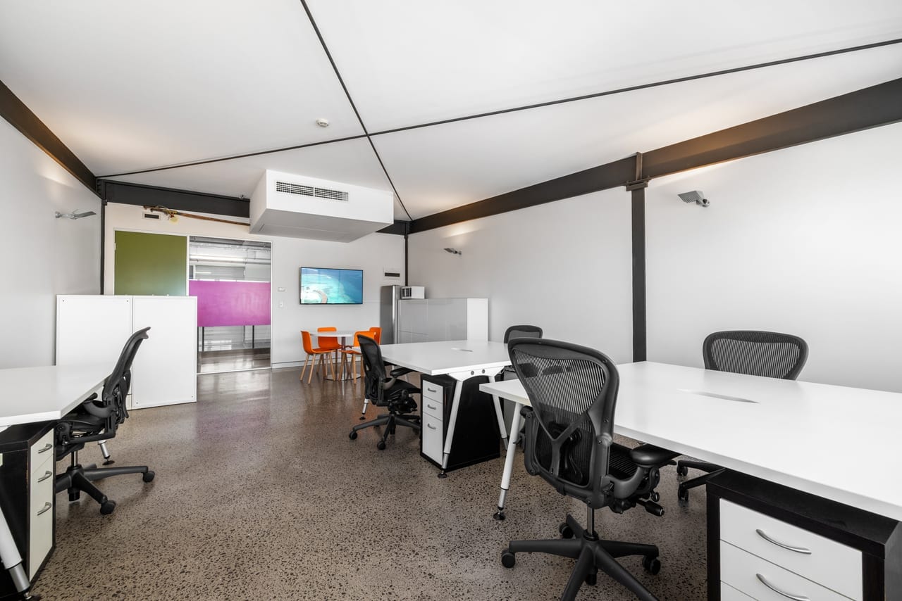 35 Buckingham St, Surry Hills, NSW 2010 - Unidad 8 -  - Foto del interior - Image 1 of 5