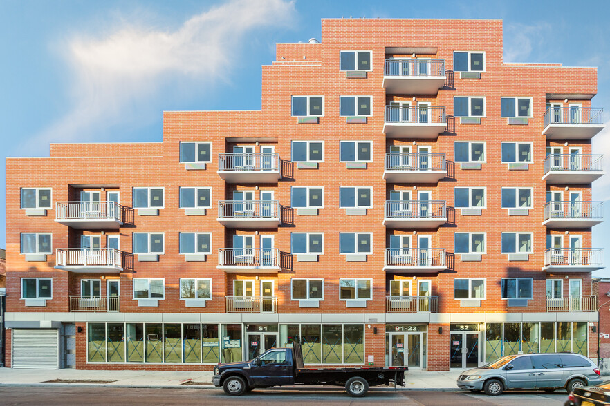 91-23 Corona Ave, Flushing, NY en venta - Foto del edificio - Imagen 1 de 5