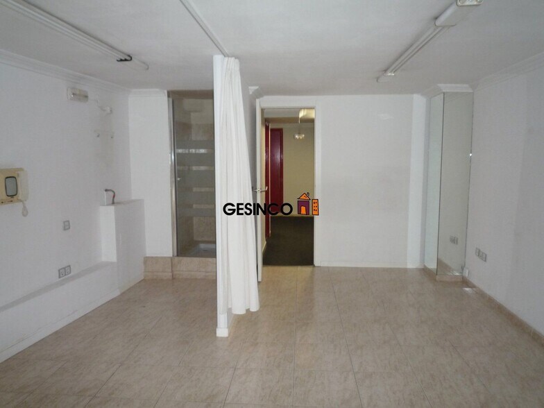 Local en Ontinyent, Valencia en venta - Foto del edificio - Imagen 2 de 5