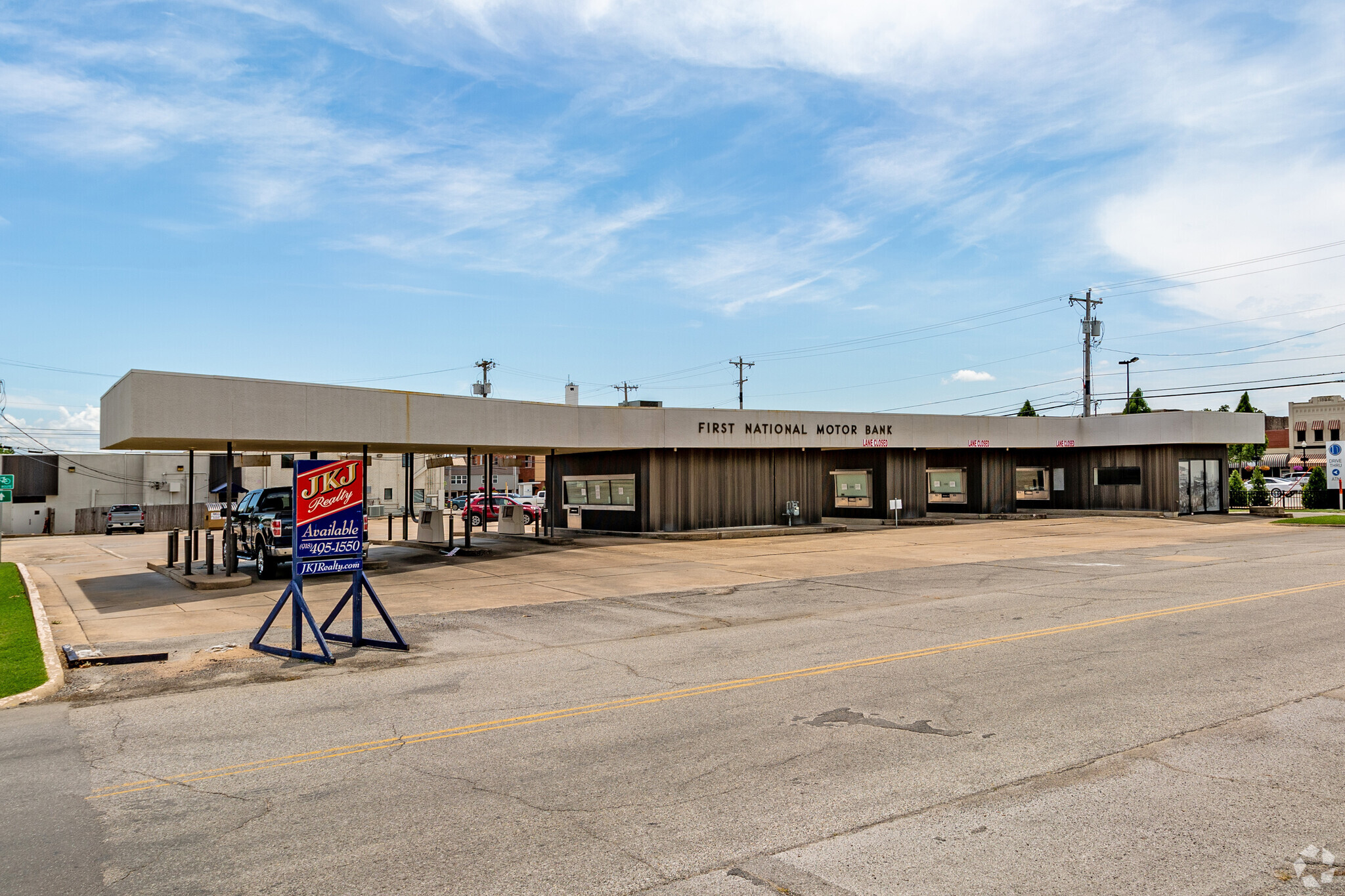 120 E Broadway St, Broken Arrow, OK en venta Foto del edificio- Imagen 1 de 6