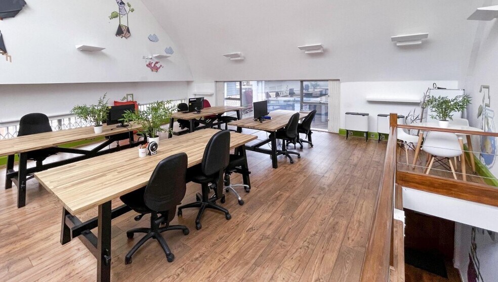 30 Warple Way, London en venta - Foto del interior - Imagen 2 de 5