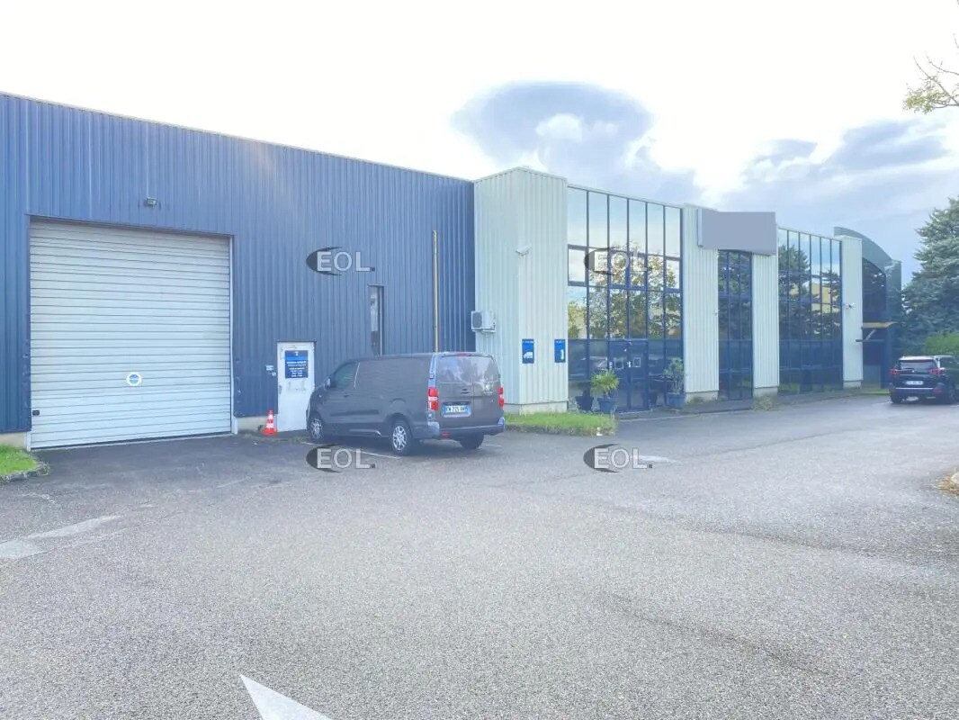 Nave en Genas en alquiler Foto del edificio- Imagen 1 de 21