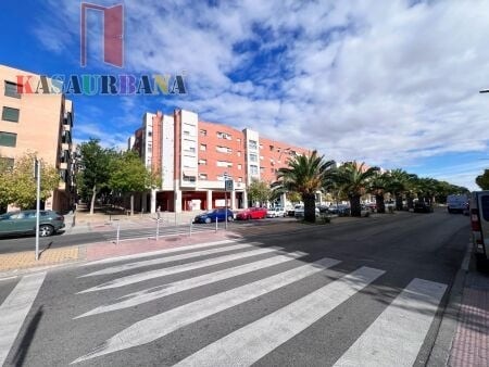 Más detalles de Local en alquiler