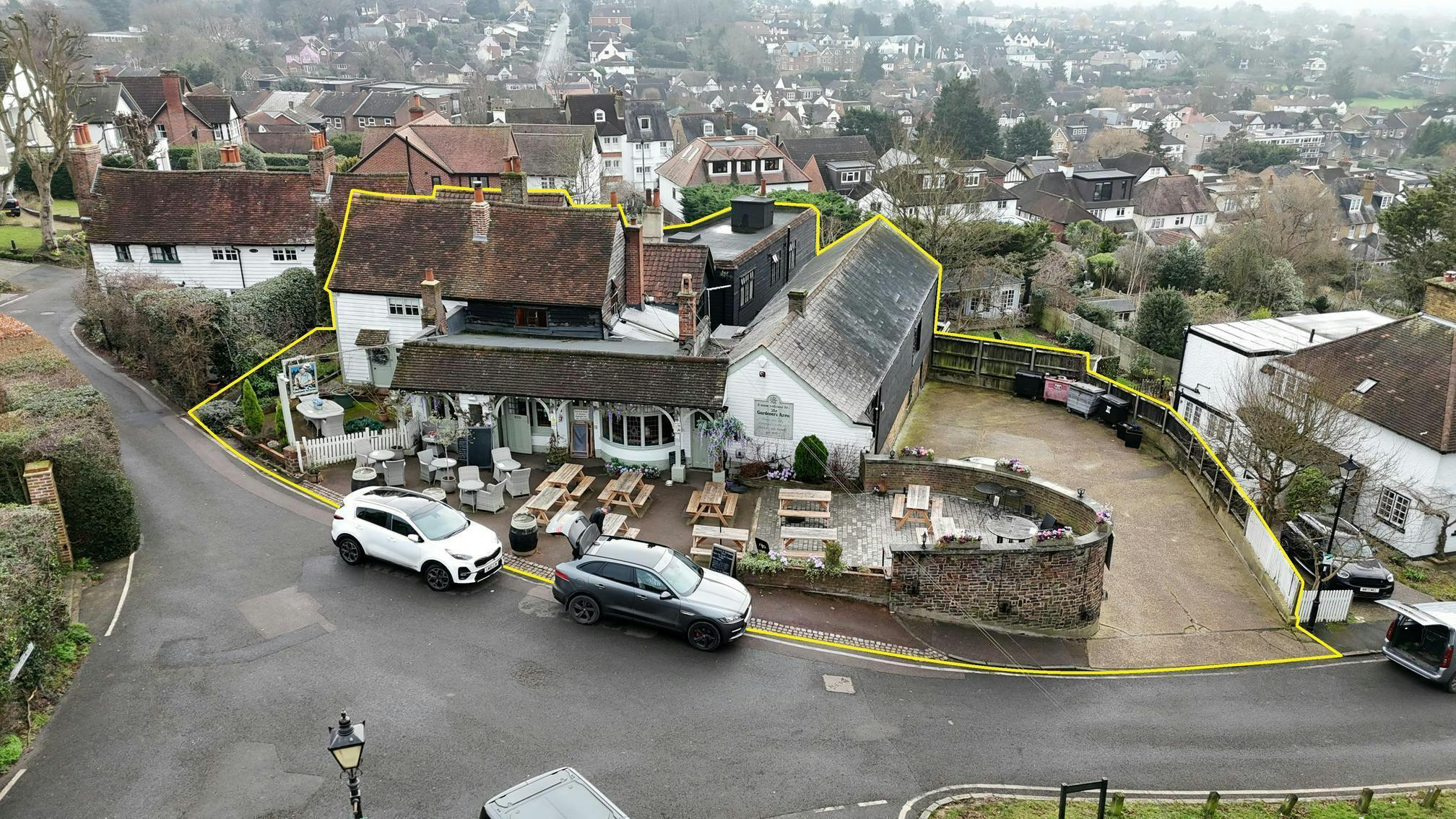 York Hl, Loughton en venta Foto principal- Imagen 1 de 6