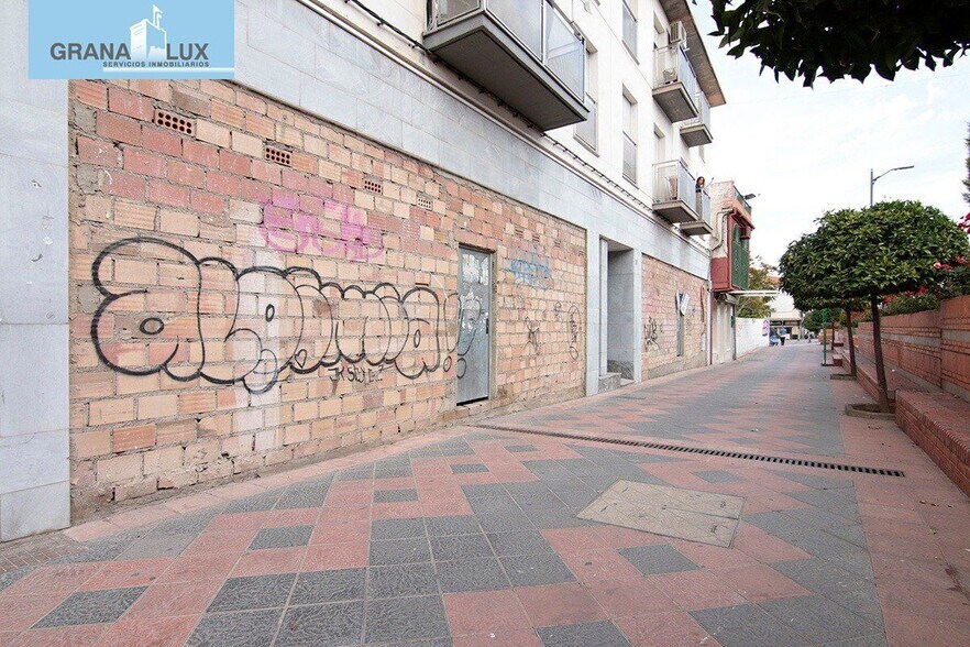 Local en Armilla, Granada en venta - Foto del edificio - Imagen 2 de 12