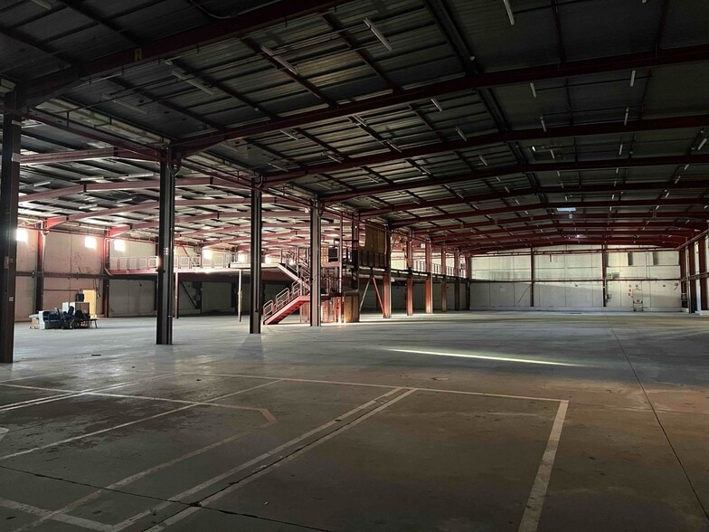 Nave en Tres Cantos, Madrid en venta - Foto del interior - Imagen 3 de 23