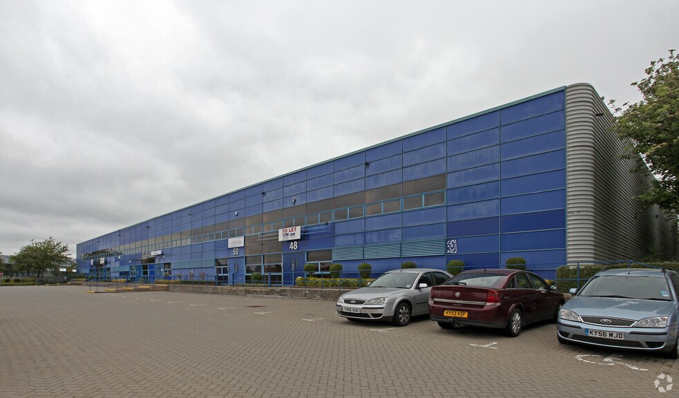 48-58 Tanners Dr, Milton Keynes en alquiler - Foto del edificio - Imagen 2 de 3