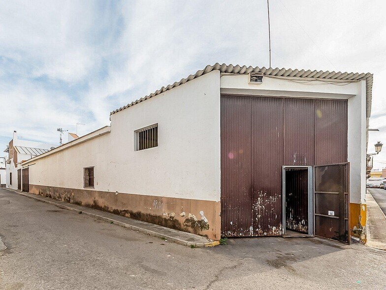 Local en Puerto Serrano, Cádiz en venta - Foto del edificio - Imagen 2 de 13