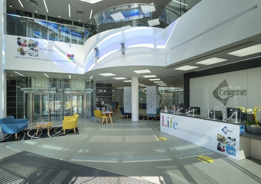 1 Longwalk Rd, Uxbridge en alquiler - Foto del interior - Imagen 3 de 8