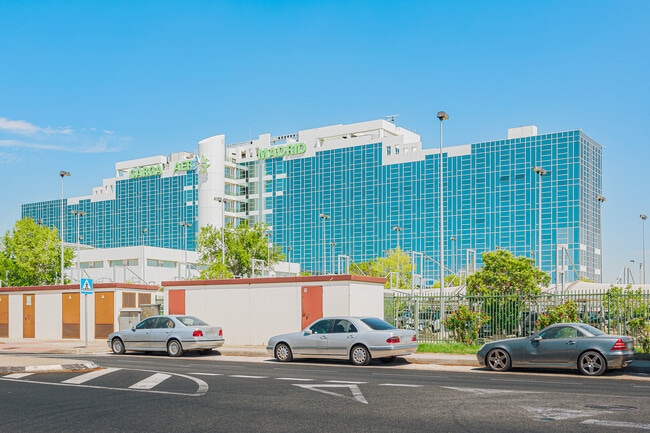 Más detalles de Aeropuerto AS Madrid Barajas, Madrid - Oficina en alquiler