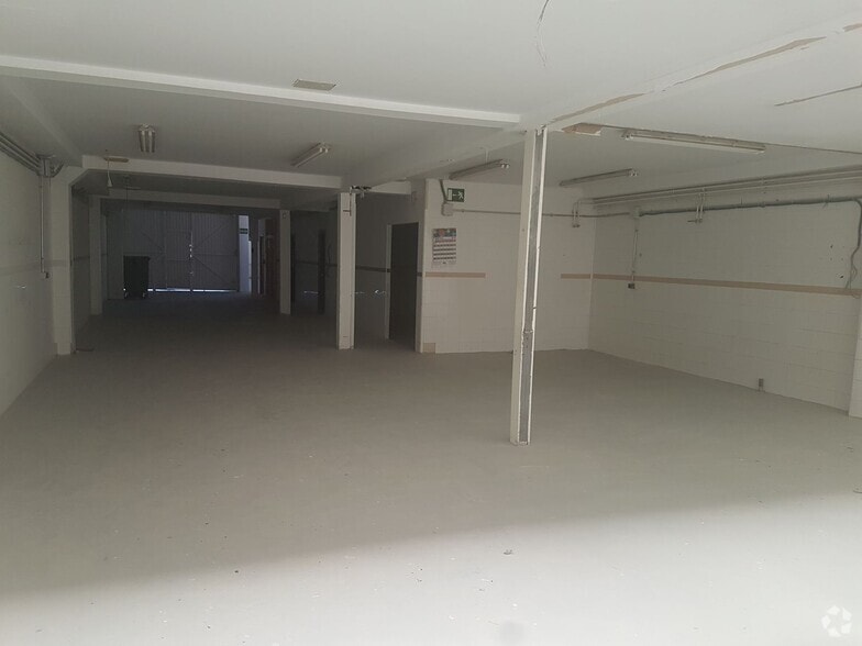 Nave en Alcorcón, Madrid en venta - Foto principal - Imagen 1 de 1