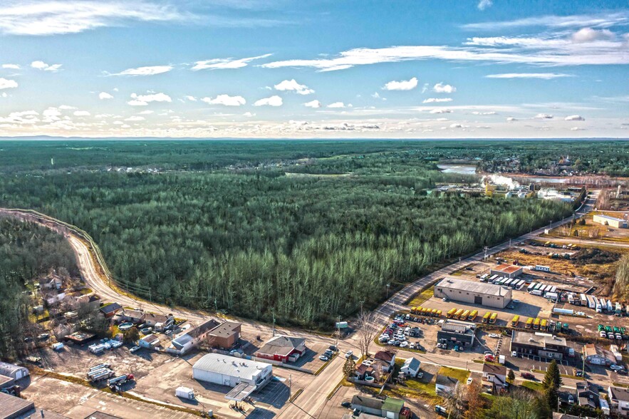 Av De La Rotonde, Lévis, QC en alquiler - Vista aérea - Imagen 2 de 2