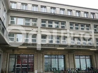 Más detalles de 47 Place Alphonse Fiquet, Amiens - Oficina en alquiler