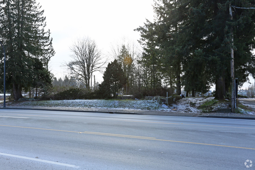 13932 104th Ave, Surrey, BC en venta - Foto del edificio - Imagen 2 de 2