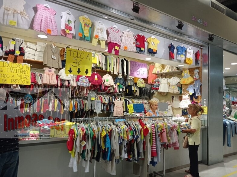 Local en L'Hospitalet de Llobregat, Barcelona en alquiler - Foto del interior - Imagen 1 de 4