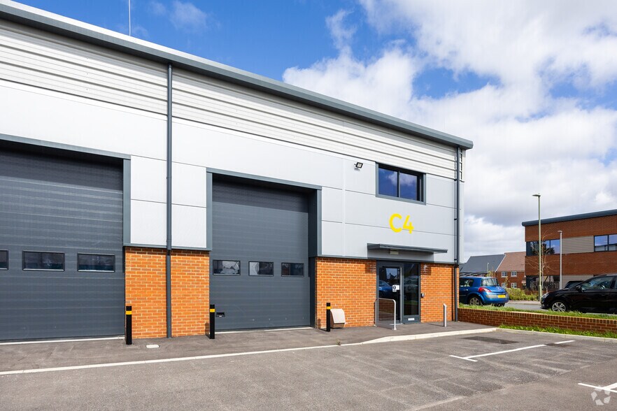 Hopclover Way, Ringwood en alquiler - Foto del edificio - Imagen 2 de 18