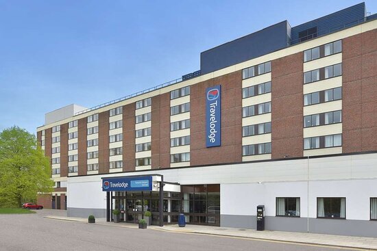 Povey Cross Rd, Horley en venta - Foto del edificio - Imagen 1 de 8