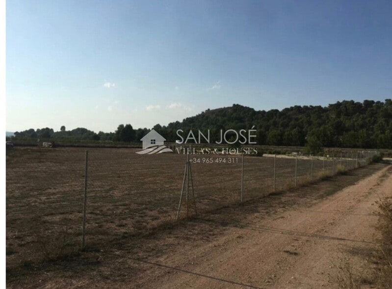 Terreno en MONÒVER en venta - Foto del edificio - Imagen 2 de 9