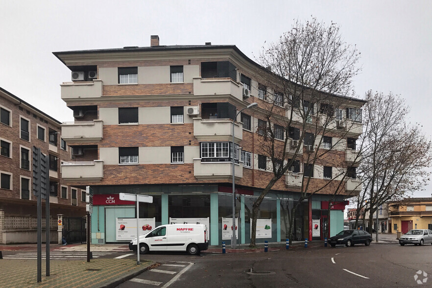 Avenida Talavera De Perú, 2, Talavera De La Reina, Toledo en alquiler - Foto del edificio - Imagen 2 de 2