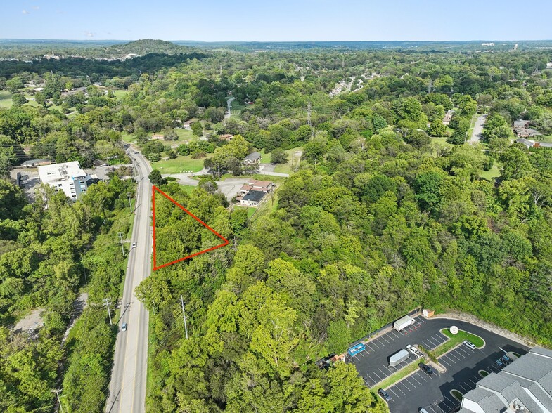 609 McGavock Pike, Nashville, TN en venta - Foto del edificio - Imagen 1 de 3