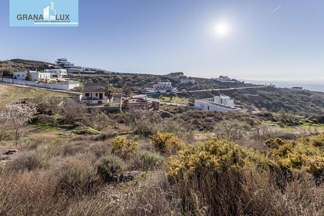 Más detalles de Calle Charinas, 28, La Zubia - Terreno en venta