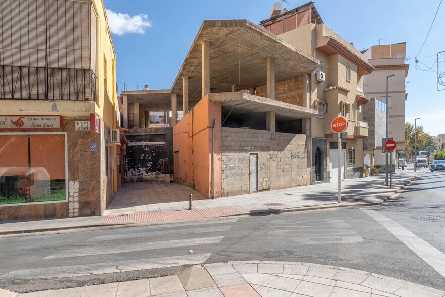 Calle Rambla de Capuchinos, 18, Motril, Granada en venta - Foto del edificio - Imagen 2 de 11