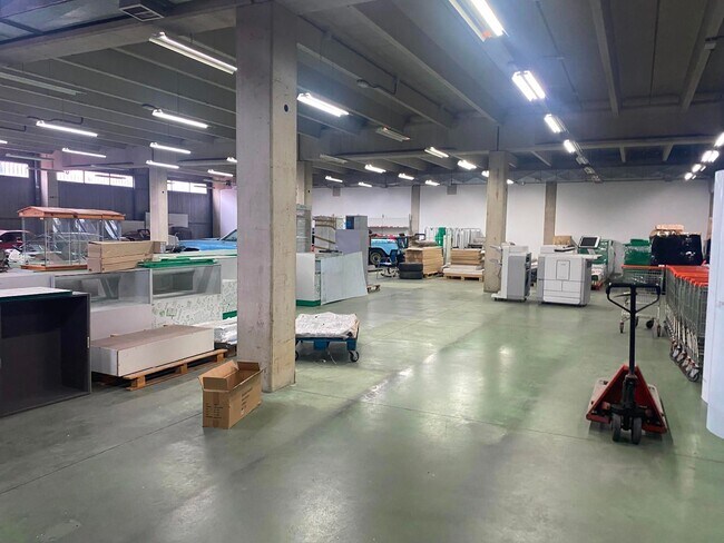 Más detalles de Nave en alquiler