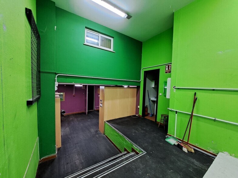 Local en Santiago de Compostela, La Coruna en alquiler - Foto del interior - Imagen 2 de 20