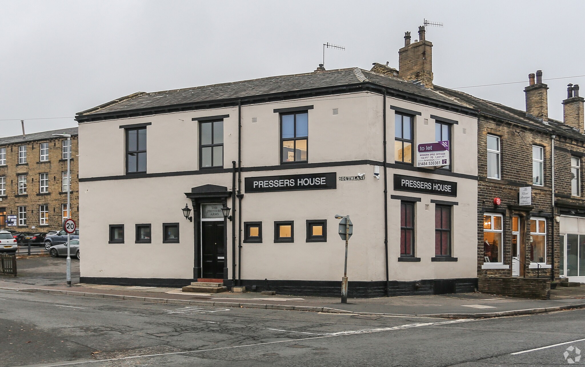 2 South Ln, Elland en alquiler Foto principal- Imagen 1 de 5