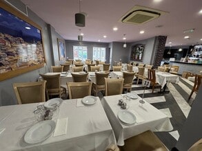 6-7 Sewardstone Rd, Waltham Abbey en alquiler Foto del edificio- Imagen 1 de 6