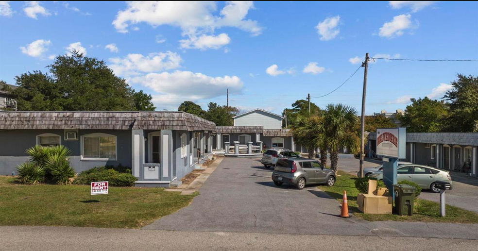 404 14th Ave S, Myrtle Beach, SC en venta - Foto del edificio - Imagen 3 de 29