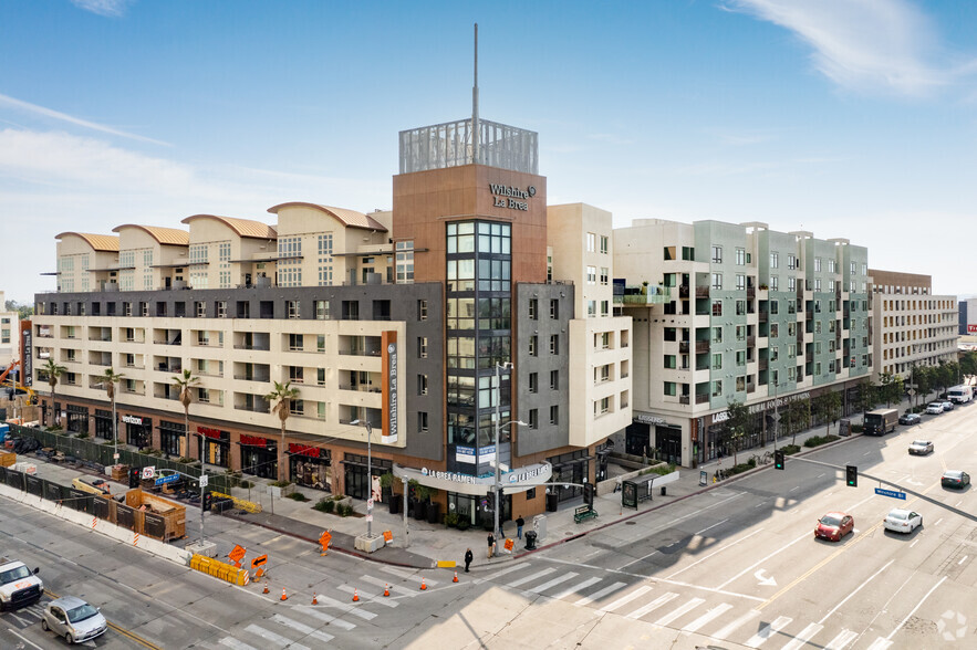 5200 Wilshire Blvd, Los Angeles, CA en alquiler - Foto del edificio - Imagen 1 de 43