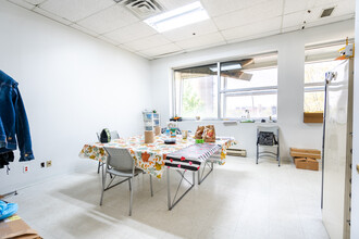 8211-8247 17e Av, Montréal, QC en alquiler Foto del interior- Imagen 1 de 6