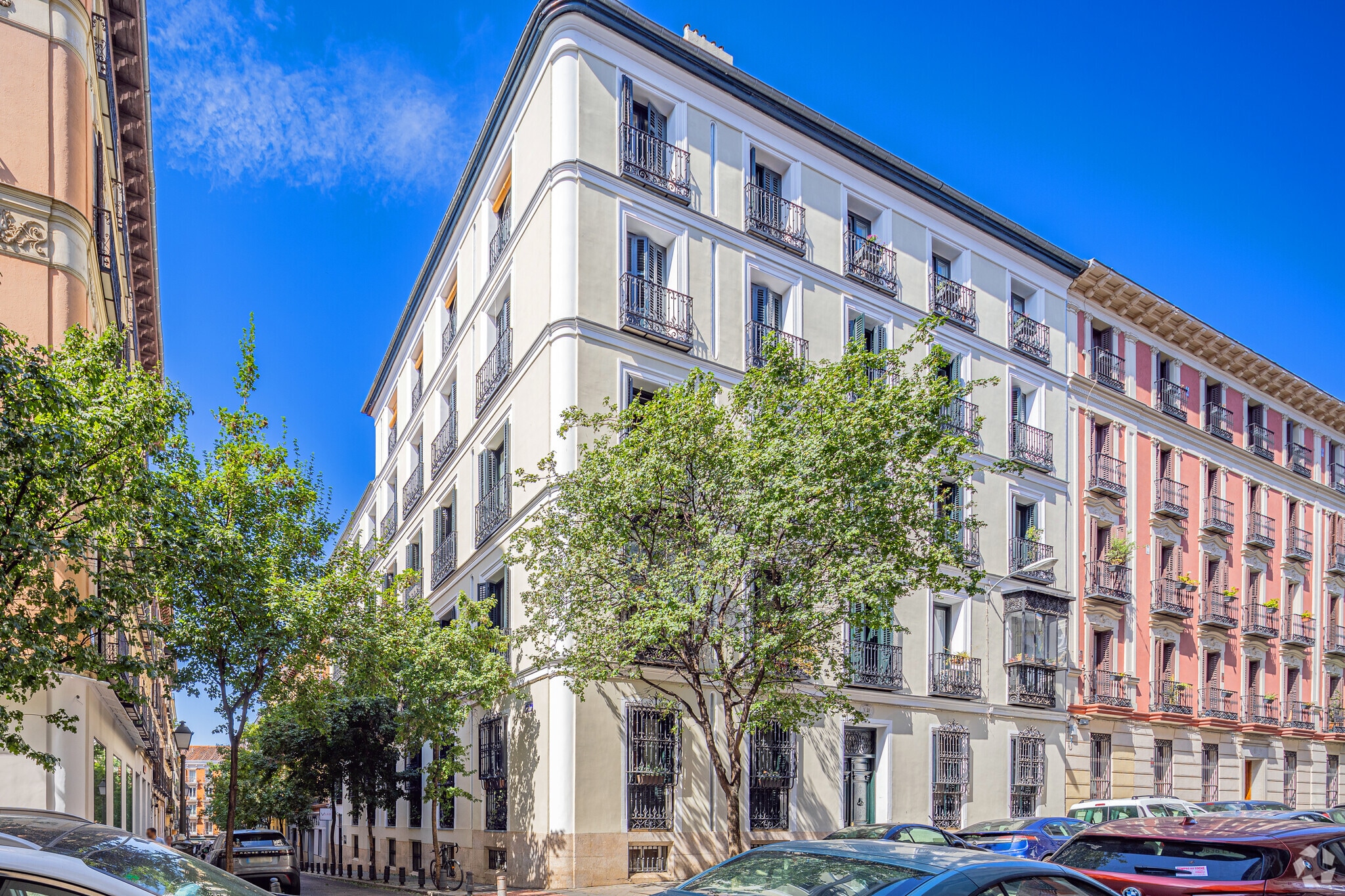 Edificio residencial en Madrid, Madrid en venta Foto principal- Imagen 1 de 4