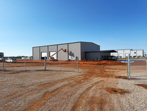 3675 Allan Industrial Dr, El Reno, OK en alquiler Foto del edificio- Imagen 2 de 3