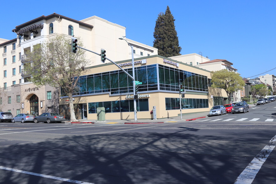 490 Grand Ave, Oakland, CA en alquiler - Foto del edificio - Imagen 1 de 2