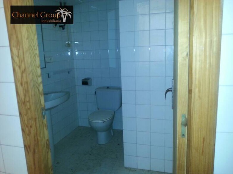 Local en Elche, Alicante en alquiler - Foto del edificio - Imagen 3 de 4