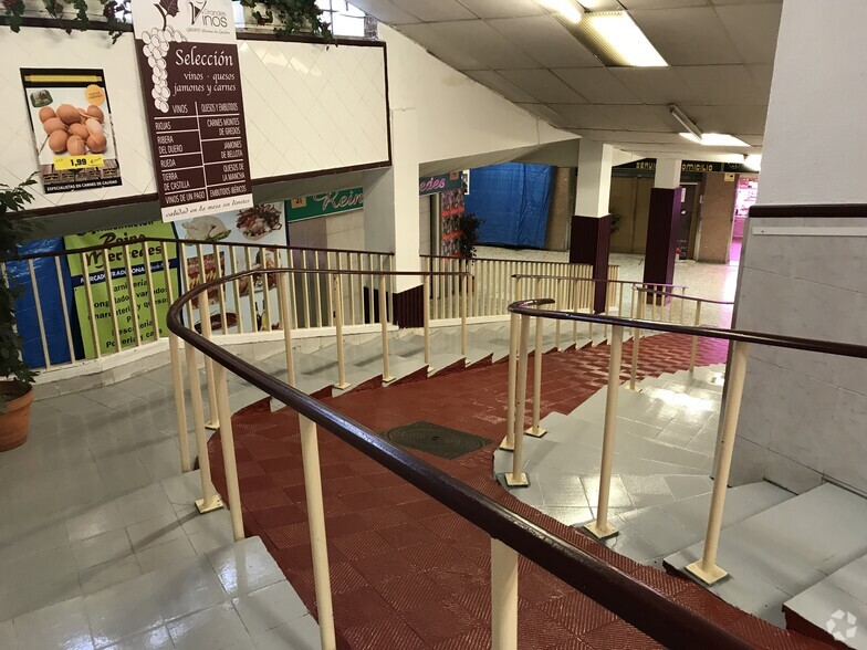 Calle Calvario, 13 I, Pozuelo de Alarcón, Madrid en alquiler - Foto del edificio - Imagen 3 de 5