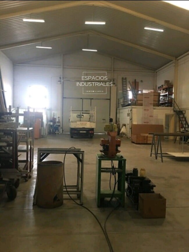 Más detalles de Nave en venta