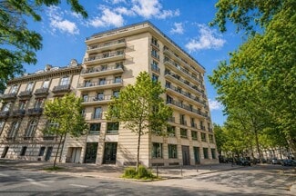 Más detalles de 1-3 Avenue Marceau, Paris - Oficina en venta