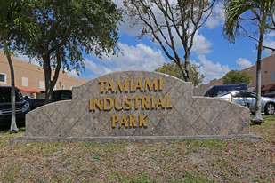 Tamiami Industrial Park - Inmueble