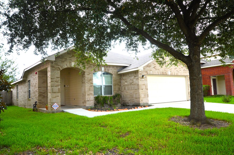 18143 Brightwood Park Ln, Richmond, TX en venta - Foto principal - Imagen 1 de 11